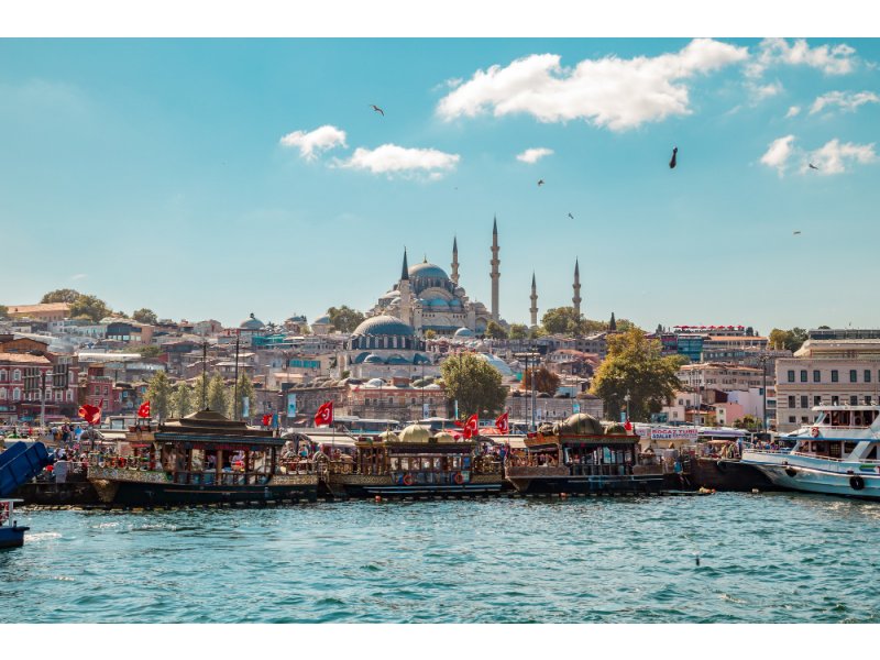 Разрешение на работу и вид на жительство в Турции