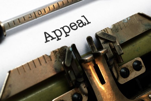 Обжалование решения о депортации и судебная защита: ваши права и сроки (ЗИМЗ, ст. 53)